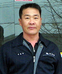 외딴 섬 노인들의 손발 된 집배원