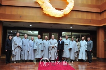 [포토] 불심 잡기 나선 나경원 후보