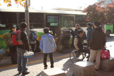 [나눔과 비움] 장애인 문화요? 컴퓨터로 소통할 기회부터 주세요