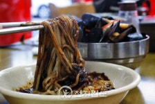 [대전] 자장면 한 그릇에 情 담아