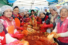 [포토] 남산종합사회복지관 사랑의 김장나누기 행사