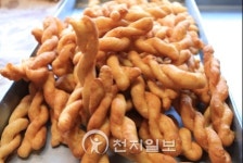 서울 도심 전통시장 명물간식 투어③-영천시장 달인꽈배기