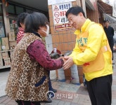박범계, 10년 동안 한결같이 우리 보살폈어요