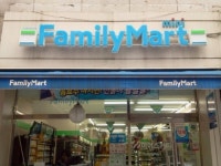 [단독] 편의점CU, 점주들 공인인증서류 위조… 계약무효 파장 예상②