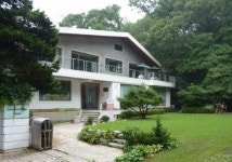 우리의 넓고 길고 영원한 이야기가 있는 문학의 집, 서울(1)