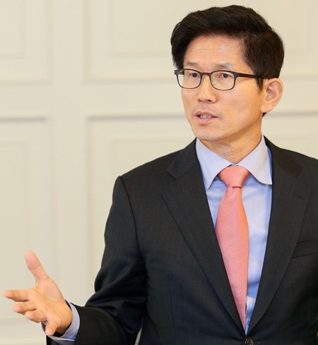 거북섬 게이트 vs. 웨이브파크 논란, 이재명-김문수 대선 불꽃경쟁