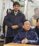 농협 노량진지점, 대한노인회와 용산 동자동서 떡국 봉사… 현장에 나와 직접 봉사하니 기뻐