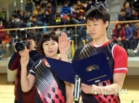 [포토] 천안시장기 생활체육 배드민턴대회, 선수대표 선서