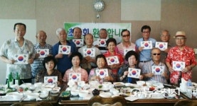 [인터뷰] 핸드폰 줘 봐요, 나라사랑 태극기 붙여줄테니