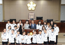 [경기-수원] 금곡동 중촌초 학생 수원시의회 견학