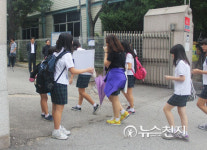 무도장·비디오물소극장, 학교와 가까워진다