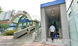 동대문구, 1호선 신이문역에 에스컬레이터 설치