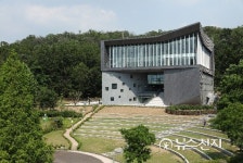 서울시립대학교, 음악관 19개월 만에 완공