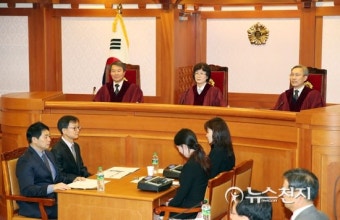 헌재, 윤석열 대통령 탄핵심판 더욱 복잡해지고 길어져