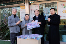 한성대, 성북구 푸드마켓에 온정 담은 목도리 기부
