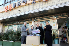 한성대, 성북구 푸드마켓에 온정 담은 목도리 기부