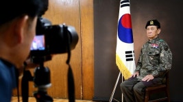 [인천]  동구 송림지구대 재능기부… 참전용사 어르신 장수사진 촬영