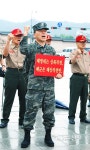 장마도 막지 못한 해병대 지휘관의 외침… 감축계획 철회하라