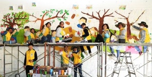 이천 경충대로 지역 상징물 벽화길 탄생