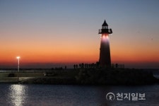 [부산] 2018년 무술년 희망의 태양 수평선 너머로…