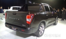 쌍용차 프리미엄 오픈형 SUV 렉스턴 스포츠 출시