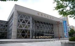 안양문화예술재단, 2018년 특별전·기획전 확대… 지역예술인 활성화