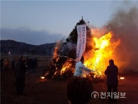 연천군 백의1리, 대보름 달집태우기… 남·북 평화기원