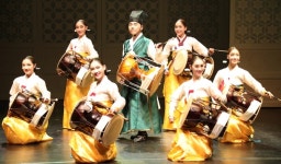 궁:장녹수전 단아한 자태의 장고춤 선보이는 배우들