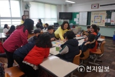 [부산] 사상구 초등학생 대상 성폭력 타파를 위한 퍼즐톡톡 교육