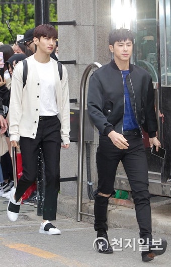 [포토] 동방신기 '화보 같은 뮤직뱅크 출근길'