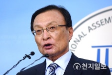 이해찬, 당대표 출마 선언… 