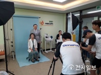 [부산] 동래구 치매안심센터 개소 기념 장수사진 촬영