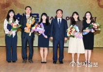 김석준 부산시교육감, 한글날 맞아 유공교원 표창장 수여