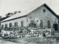 [사진으로 보는 역사 이야기] 종교, 조선의 역사와 함께하다 (3)