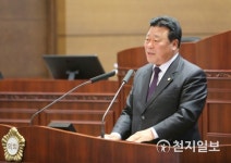 허욱 천안시의원 용연저수지 태양광 발전소 건설 결사반대