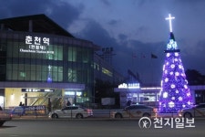 [2018세밑르포] 연말연시 한파에도 분주한 춘천시 명동 분주했던 한해 내년 준비도 해야죠