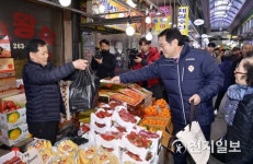 이용섭 광주시장, 설 맞이 민생현장 전통시장 방문