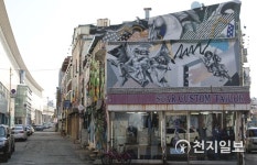 [쉼표] 오늘도 영사기에 추억을 돌린다… 인파 그리운 동두천 동광극장