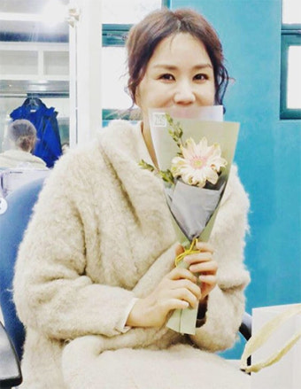 엄정화 나이 51세… 