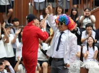 [르포] 선생님, 사랑하고 존경해요!… 학생·교사 함께한 스승의 날