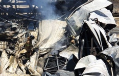 화재로 무너져 내린 경산 공장