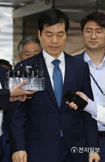 굳은 표정의 김태한 삼성바이오 대표