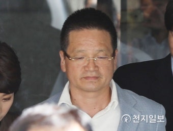 김학의, 성범죄 빼고 뇌물 혐의만 기소… 청와대 외압 의혹은 무혐의