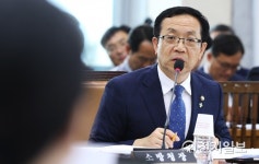 의원질의 답변하는 정문호 소방청장