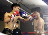 고교생 파이터의 치열한 접전