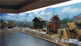 [인천] 중구 영종역사관, 영종국제도시 변천사 담은 유물 공개구입