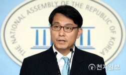 윤상현 한·미·일 안보협력체계 강화하라