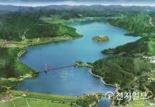 [지역명소] 충남 논산시, 탑정호에 600m 출렁다리 조성, 새로운 명소로 발돋움