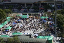 인천퀴어문화축제 열리는 부평역 북광장