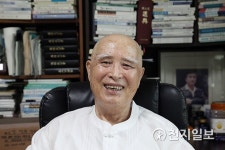 [천지일보 창간10주년 인터뷰] 원불교문인협회 김덕권 명예회장 천지일보, 세상 이끄는 선도지 될 것